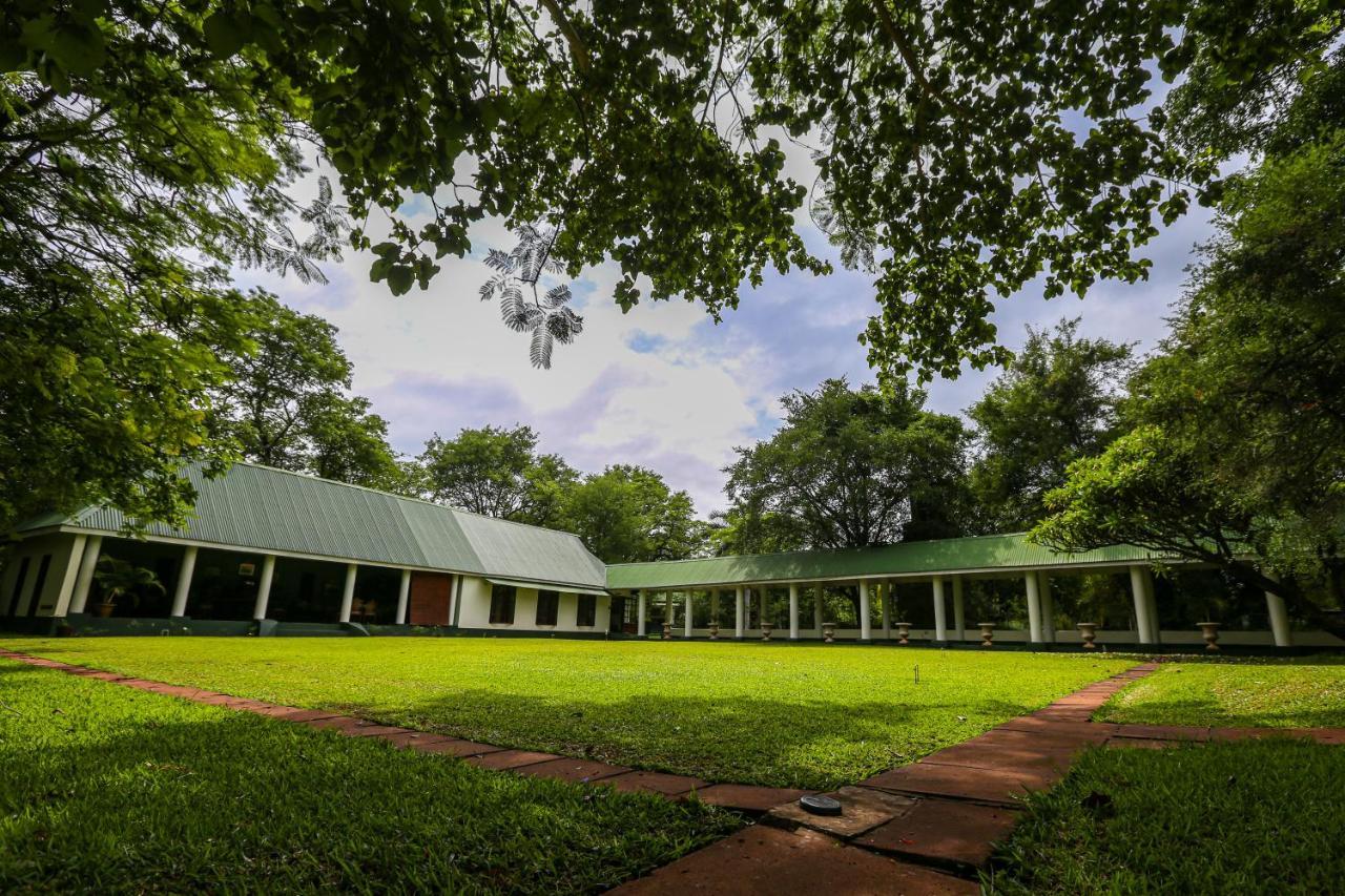 The River Club Livingstone Luaran gambar