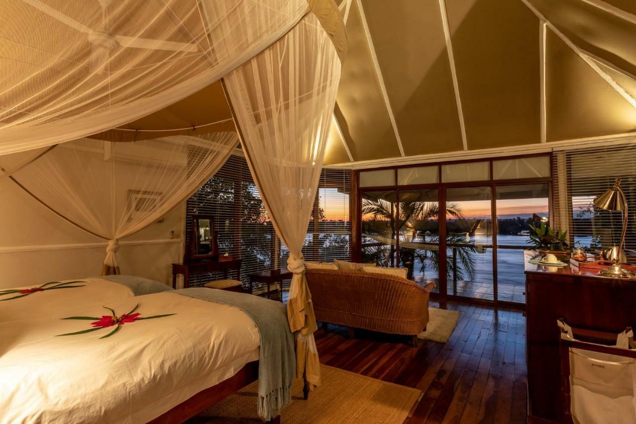 The River Club Livingstone Bilik gambar